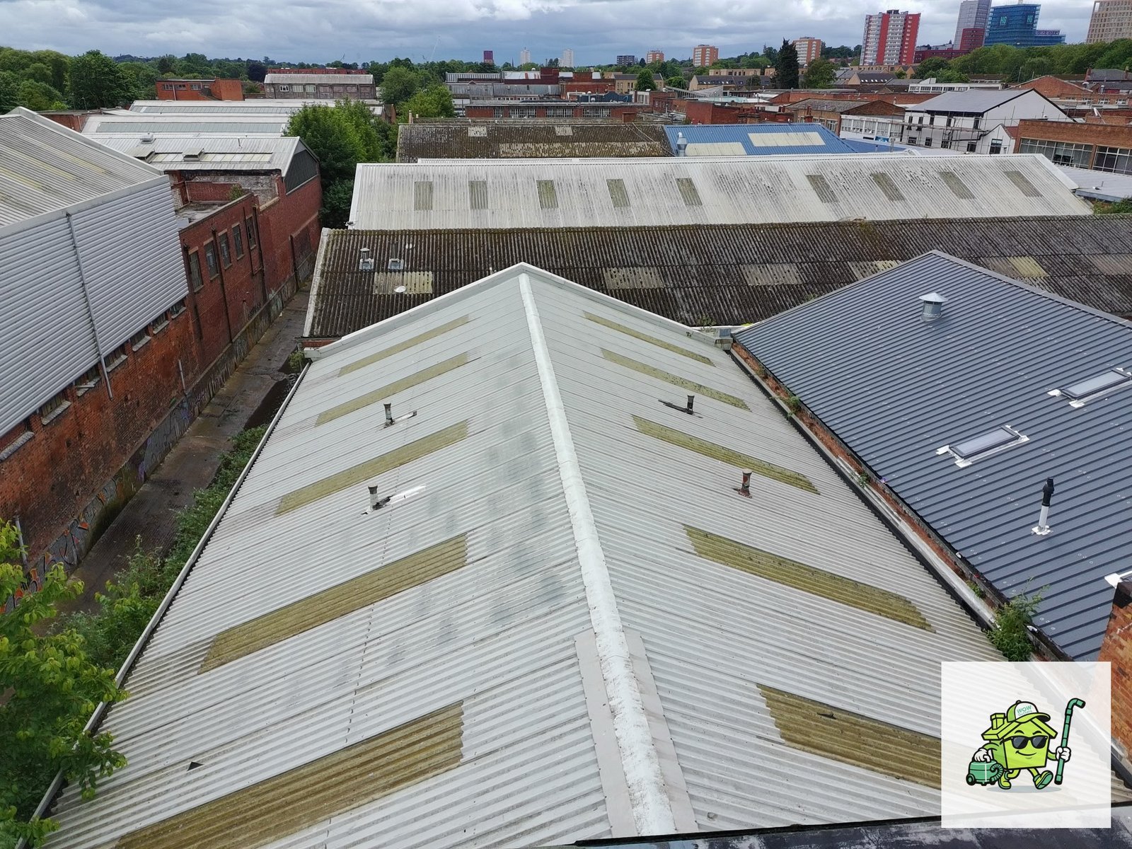 When Commercial Gutter Clearing Gets Complicated: A Birmingham Warehouse Case Study