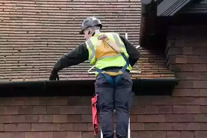 Gutter Cleaning Service